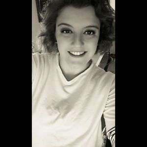 Meet your Posher, Brianna